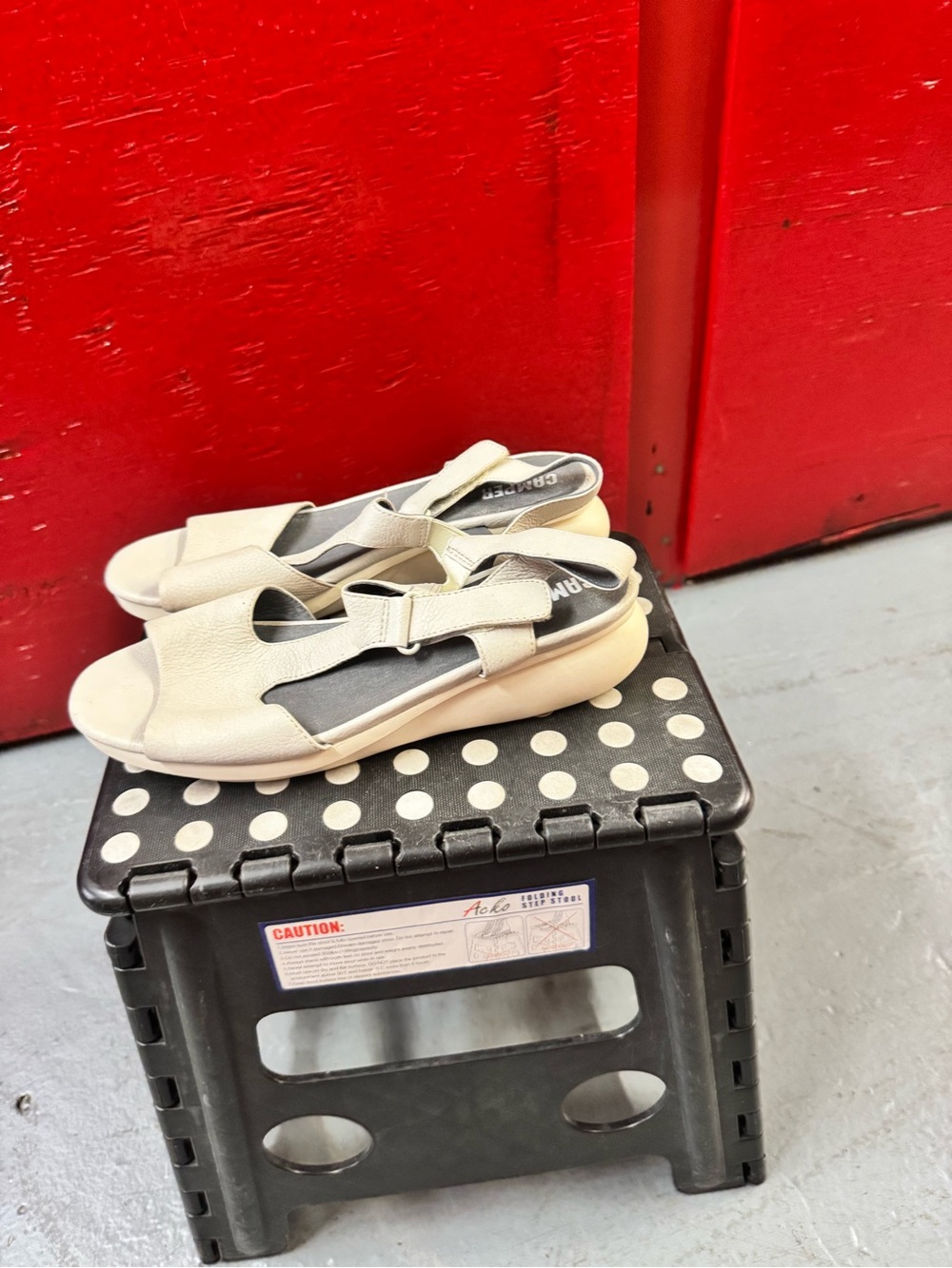 Camper Women's Cream Slingback Sandals